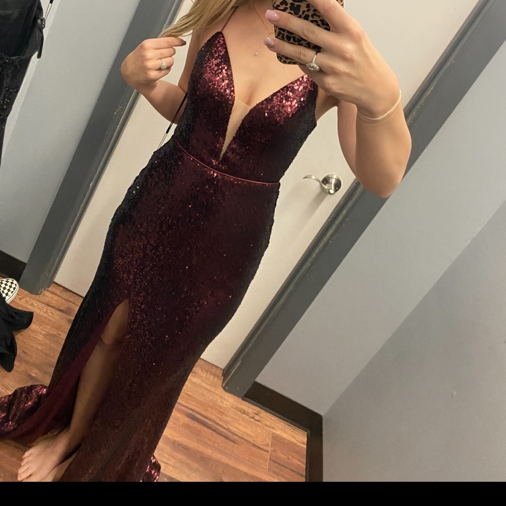 Formal dress! Only wore to an event for 4 hours. Paid $350 for it